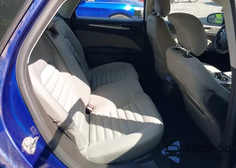 2014 Ford Fusion S из США, поврежденный, VIN 3FA6P0G77ER385188